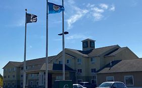 Grandstay Hotel & Suites Becker